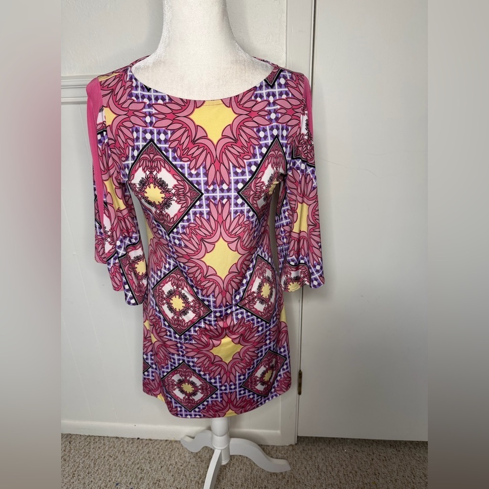 Tata Jolie Geometric Women's Blouse in Pink and Yellow size S